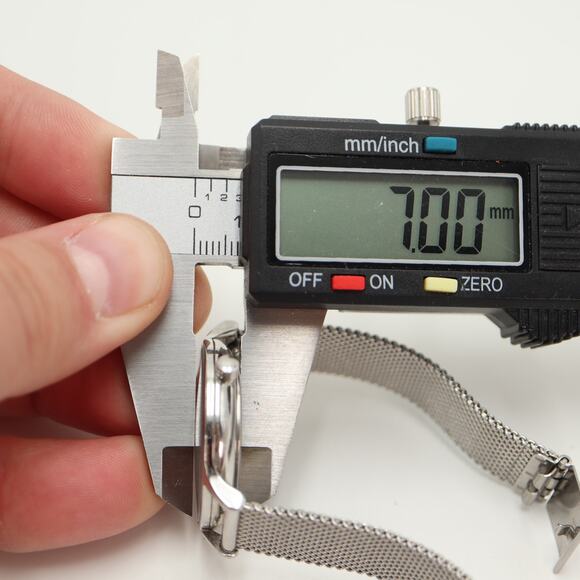 Skagen Anita Champagne Diamond 30mm Watch Silver Tone Metal Mesh w New Battery - Picture 3 of 16